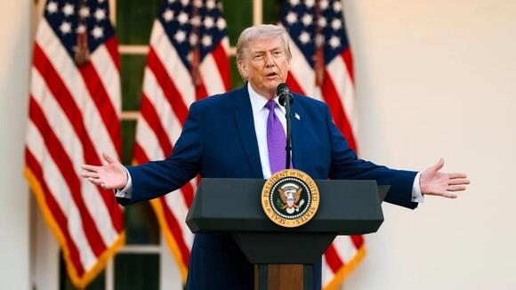 Trump is reportedly forcing every government phone to install an app that greets federal employees with ‘Greatest President Ever!’
