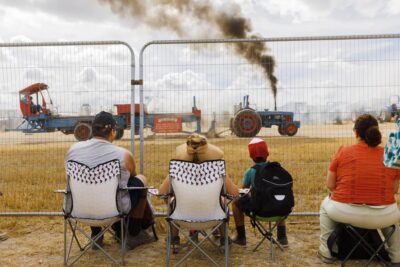 Entertain Us: Martin Parr Show Us People At Large – Flashbak