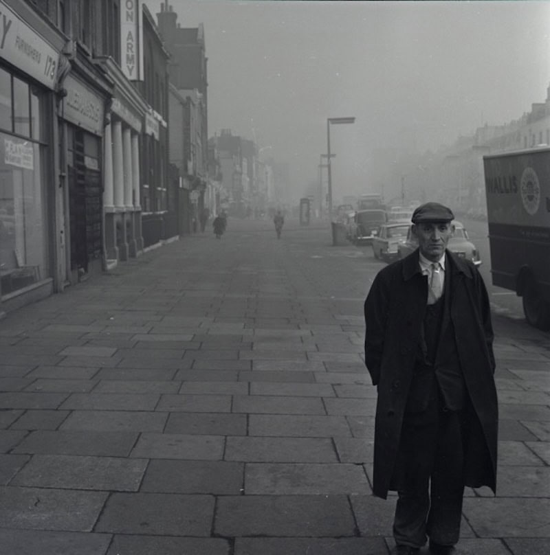 A Walk Through London’s East End in the 1960s – Flashbak