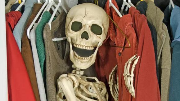 why do we use the phrase “Skeletons in the Closet”?