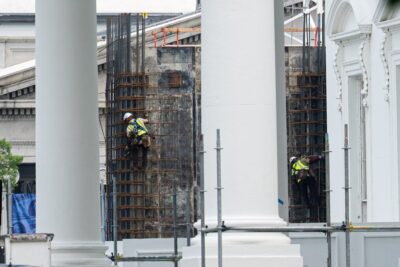 Trump ballroom built under a secret $500M no-bid contract