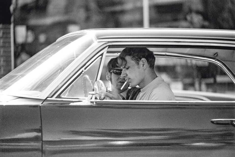 Here To There : A Businessman’s Photos of Life On the Road – Flashbak