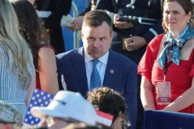 Analyst flags Trump’s midterm elections threat that has alarms ringing ‘off the dial’