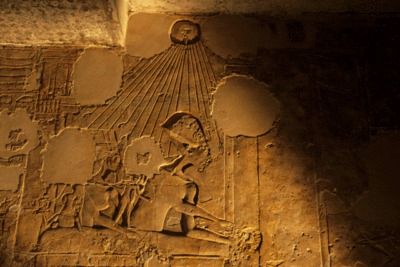 Stones and Bones: The eccentric pharaoh and the “Wikileaks of the Bronze Age”