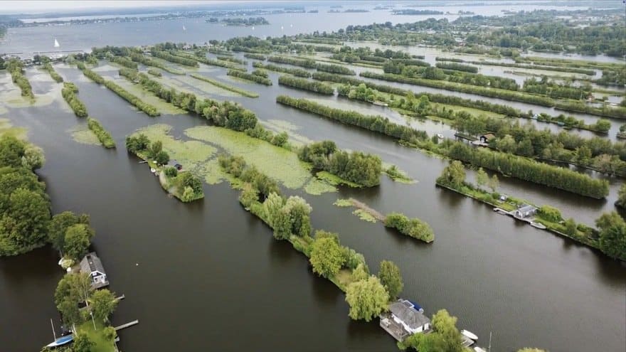 The Dutch Community Where People Live on Strips of Land in a Lake