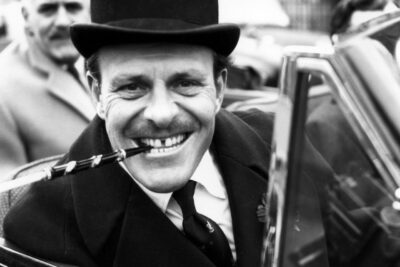 Terry-Thomas, Jimmy Tarbuck And The Diamond Cigarette Holder Heist – Flashbak