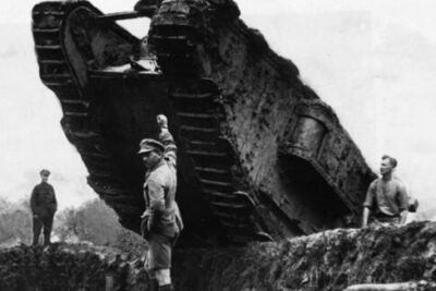 20 Vintage Images Of Soldiers In The Trenches