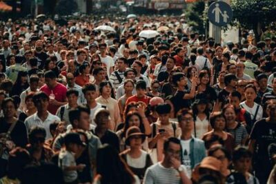 Scientists say Earth must cut population down to 4 billion