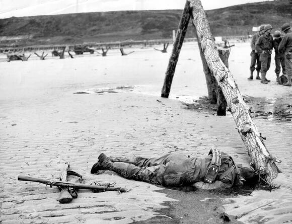 77 Rarely-Seen Photos From World War 2, The Deadliest War In History