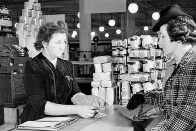 1940s Day In The Life: What It Was Like To Eat Rations During WWII