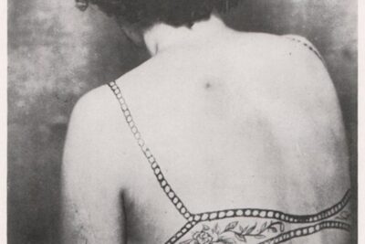 Portraits of French Criminals Showing Their Tattoos in the 1930s – Flashbak