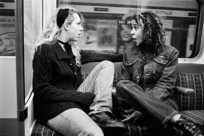 Friends and Lovers on the last Tube Home in the 1990s – Flashbak