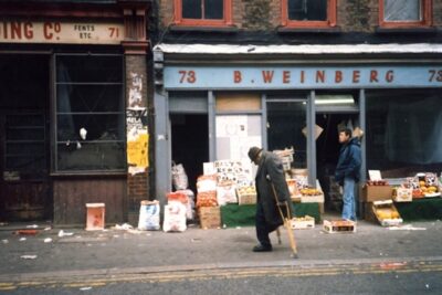 A Local Writer’s Snapshots of Spitalfields in the 1980s – Flashbak